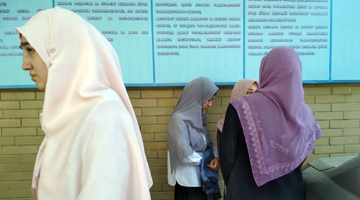 ВОЙНА С ИСЛАМОМ. Власти Узбекистана потребовали от жён имамов и их заместителей снять хиджабы 